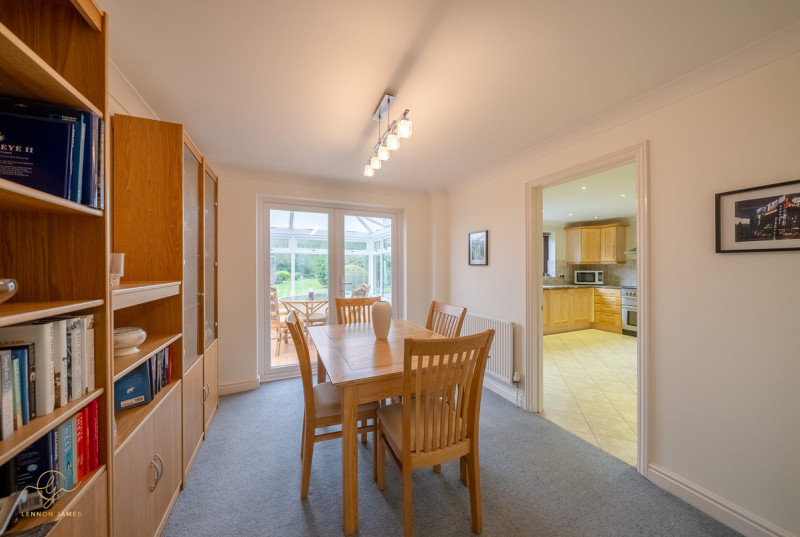 West Drive, Highfields Caldecote13