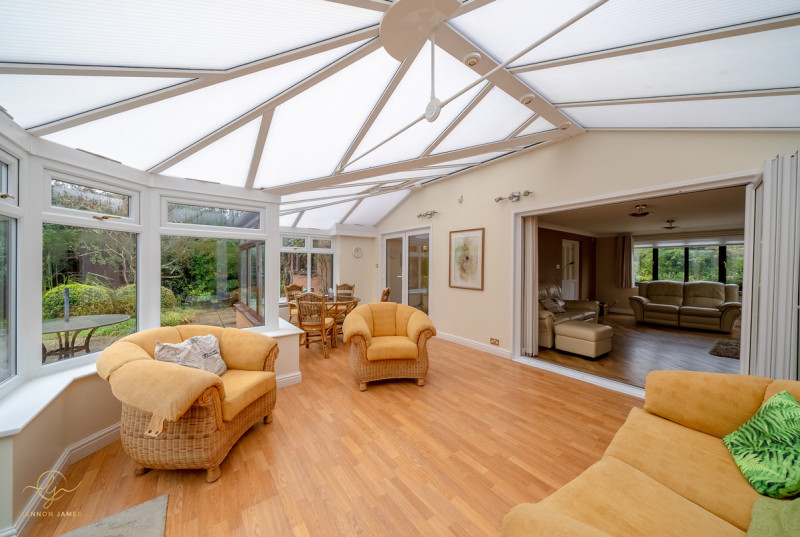 West Drive, Highfields Caldecote21