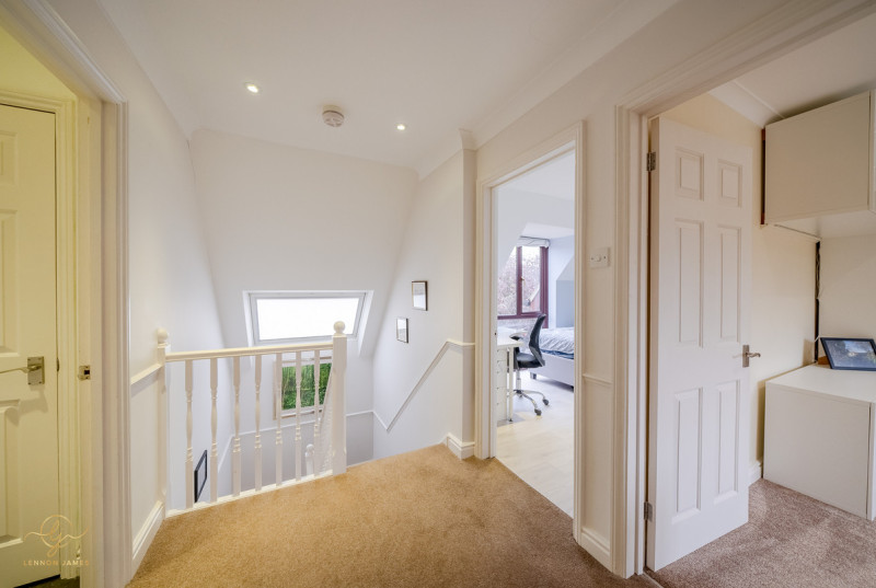 West Drive, Highfields Caldecote23