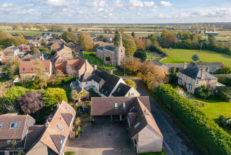 College Farm Court, Fen Drayton