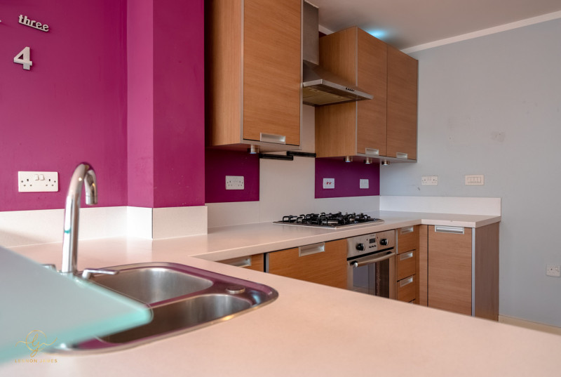 Arrow Court, Hampton Hargate9