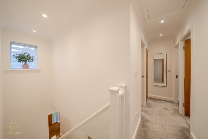 Eagle Way, Hartford25