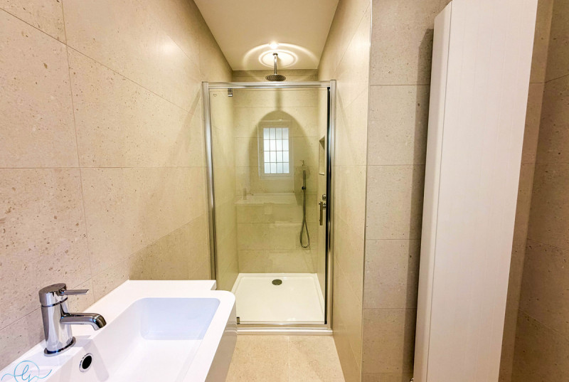 Coates Road, Eastrea24